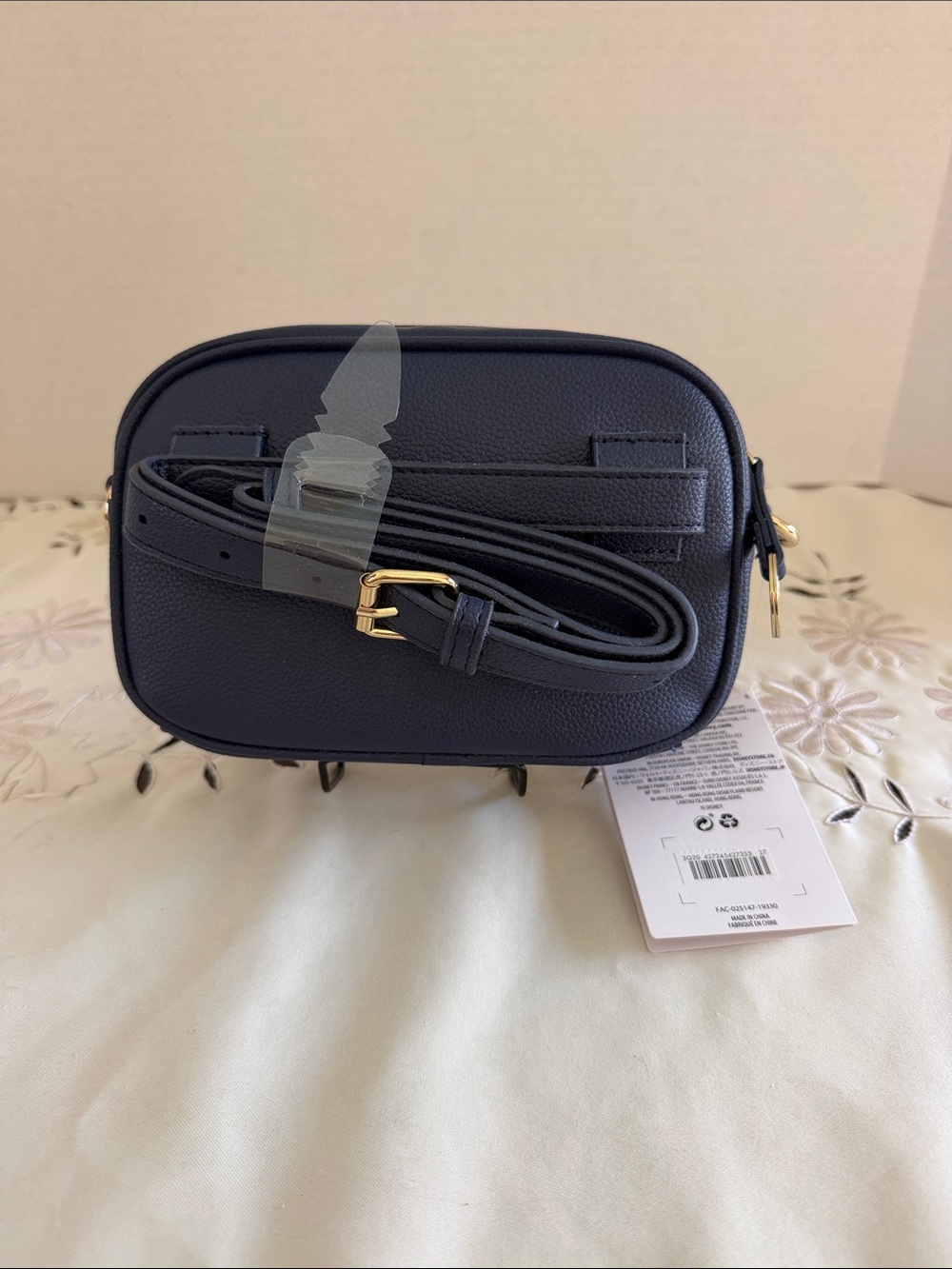 BNWT Mickey Mouse Icon Flair Convertible Crossbody/Belt Bag – Navy - Picture 2 of 7